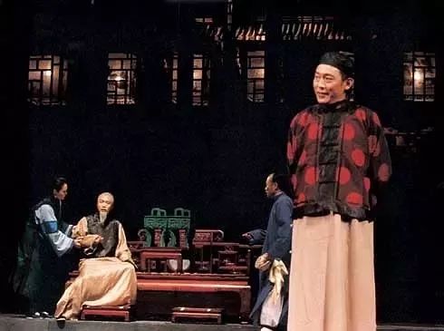 盛世古董,乱世黄金 | 北京人艺演绎京城古玩行兴衰传奇