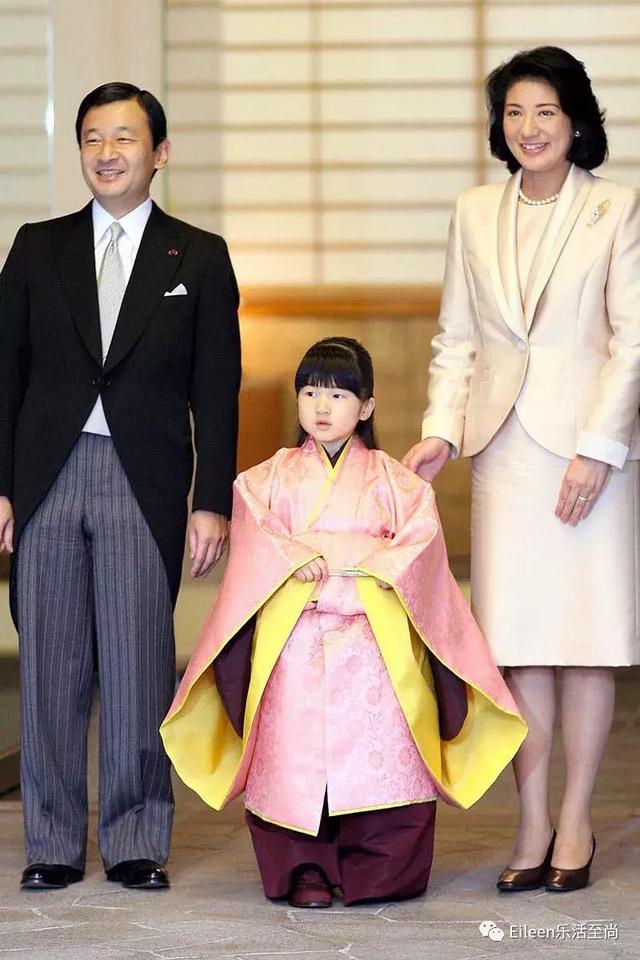 40岁生皇子夺嫡、妯娌争宠、婆媳失和，日本皇室在流言中换帝