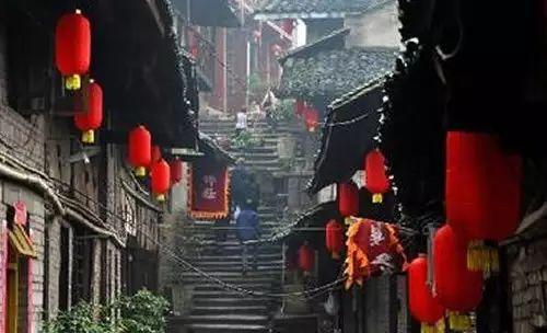 重庆古镇排名_重庆磁器口古镇