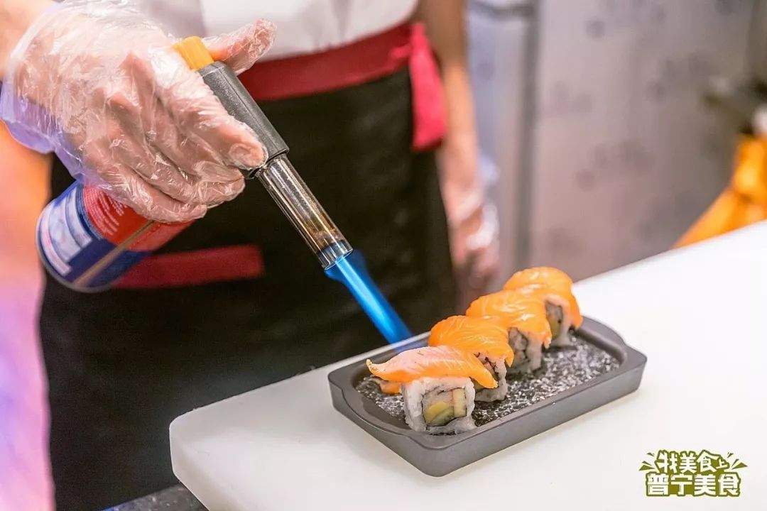 这家铁板烧 寿司刺身 红酒 海钓多元化店是你的甜蜜首选!