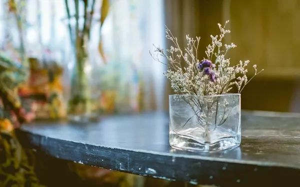 前半生拿得起，后半生放得下