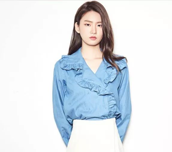 微胖女人身材圆润骨架大 7b3cea69412744079111c44cf152a3be.jpeg