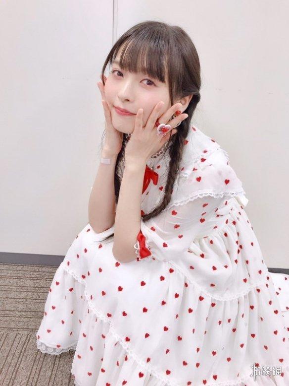 上坂堇一周图集!双马尾小辫的"政委"真的太可爱了