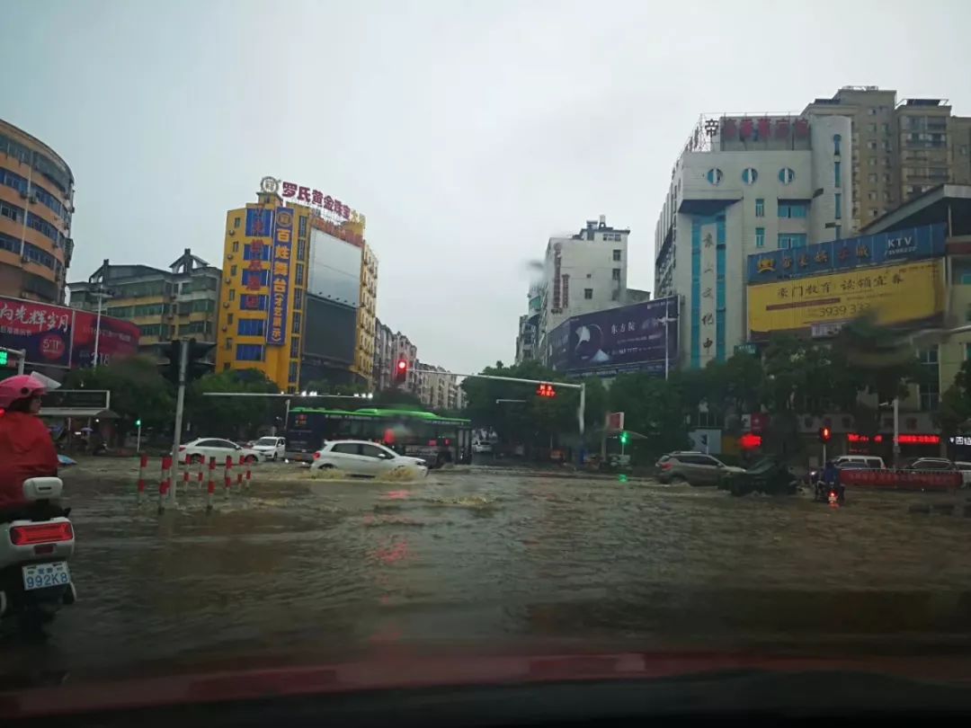 宜春市区有多少人口_我要留在宜春,把它的故事说给你听...