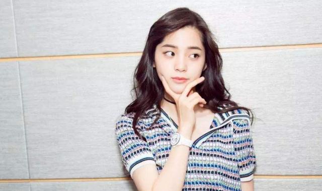 欧阳娜娜的父母干什么的 95e5eeff66f744f9b6930df455d71d99.jpeg