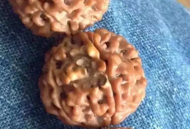 金刚盘玩10年的效果 b3a0209ea4554cfd975f6e5f79108f5b.jpeg