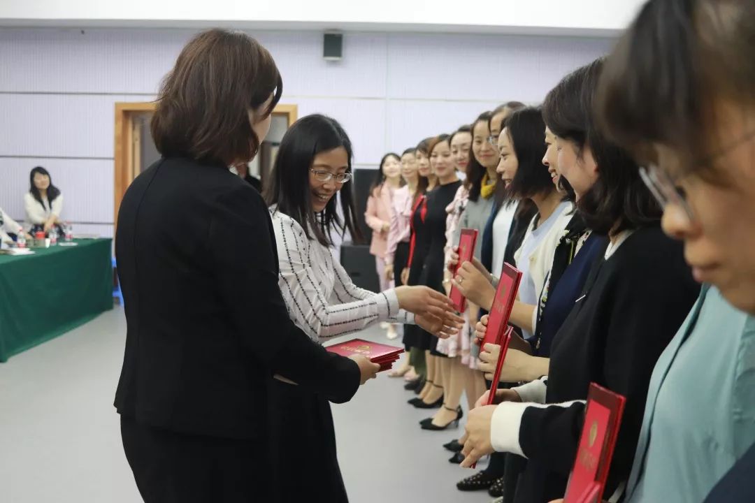 向美而行,遇见美好,余琴特级教师工作室学习成果展示活动顺利举行