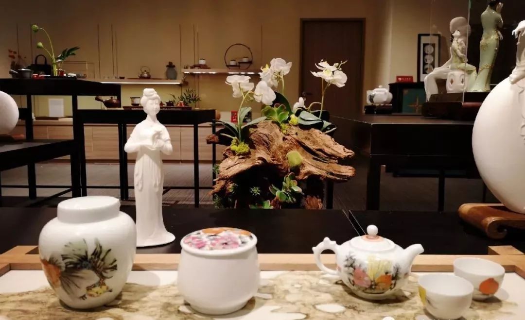 上海艺术品博物馆·高岛屋艺术空间