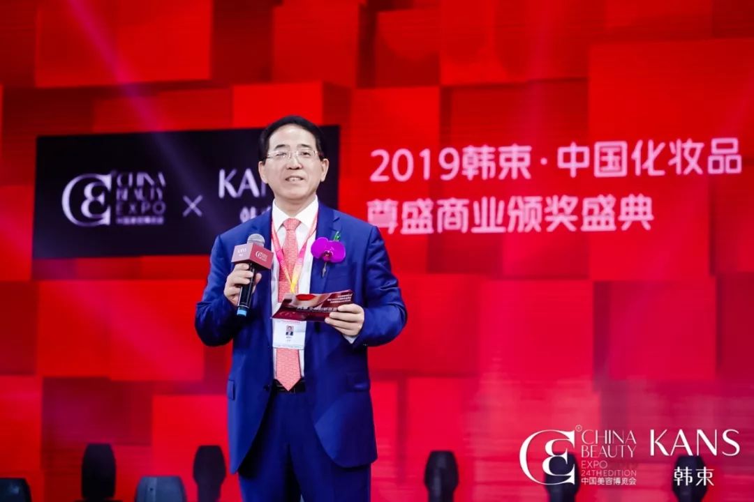 束什么民成语_成语故事图片(2)