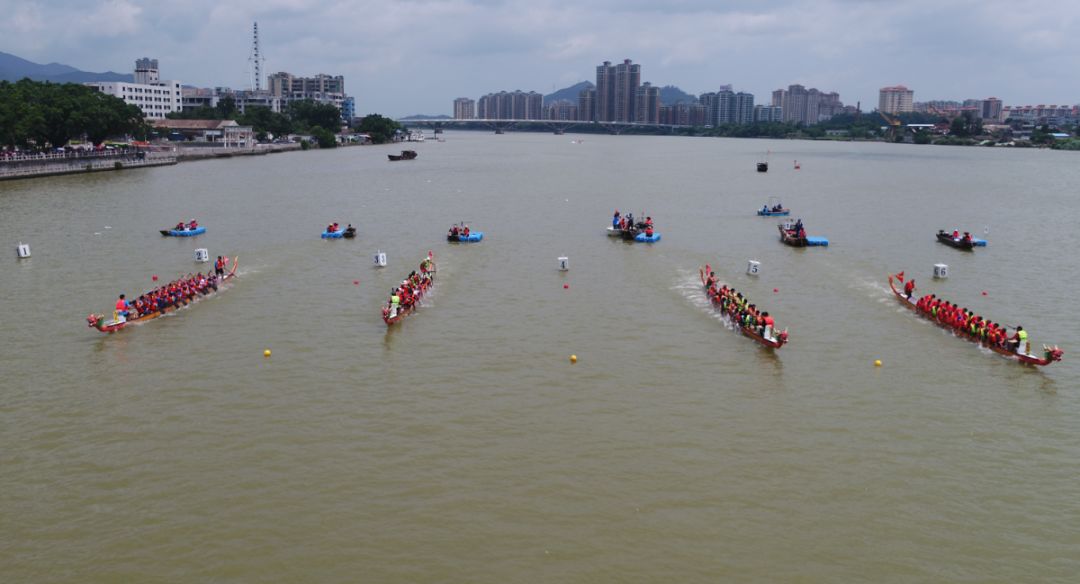 什么是龙舟水 e9e7465b9f9748f7b972f4c22a5d39ff.jpeg