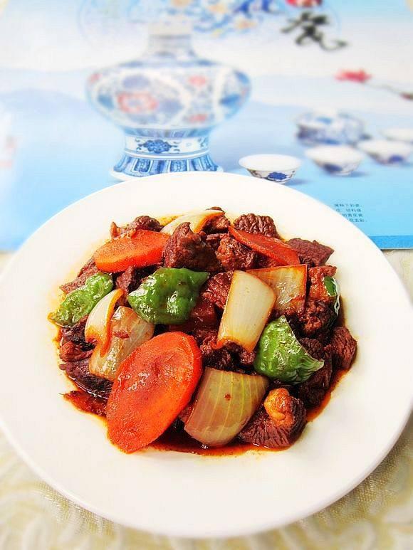 烧肉怎么烧又嫩又好吃 029554183fc34d22b771c55a7e2b90bf.jpeg