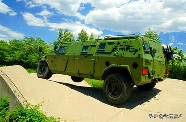 6×6援助确保车,该系列将作为我军第三代高机动性军用越野车列装部队