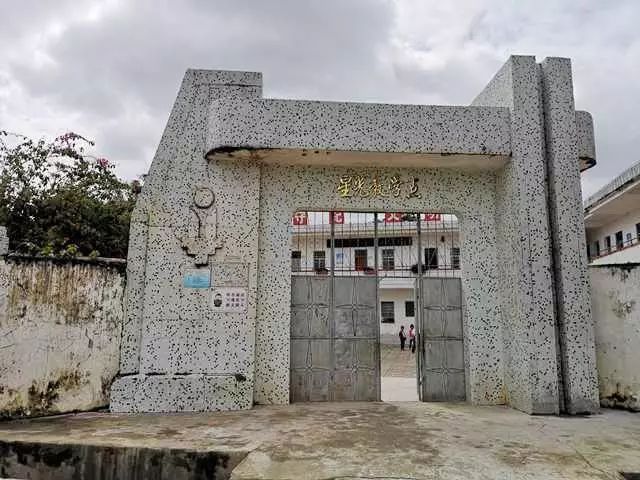 龙川义都人口_航拍龙川四都新四