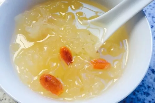 银耳怎么煮才养生 8ae7d0985f644748ba8ddd2c32902265.jpg