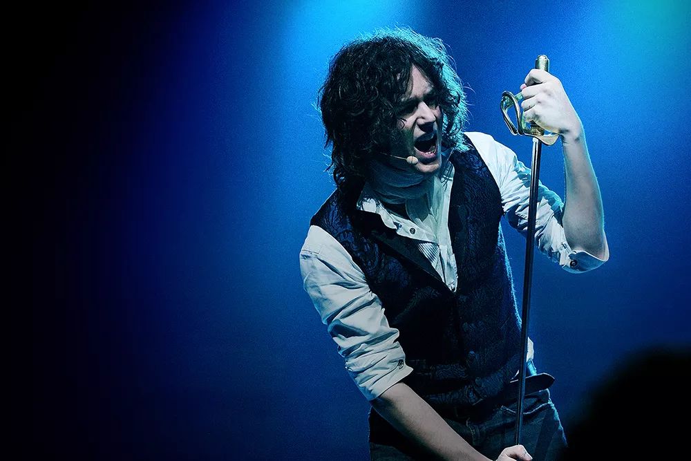 北京站开票 | 燃爆系法语音乐剧《摇滚红与黑》北京站重磅来袭!