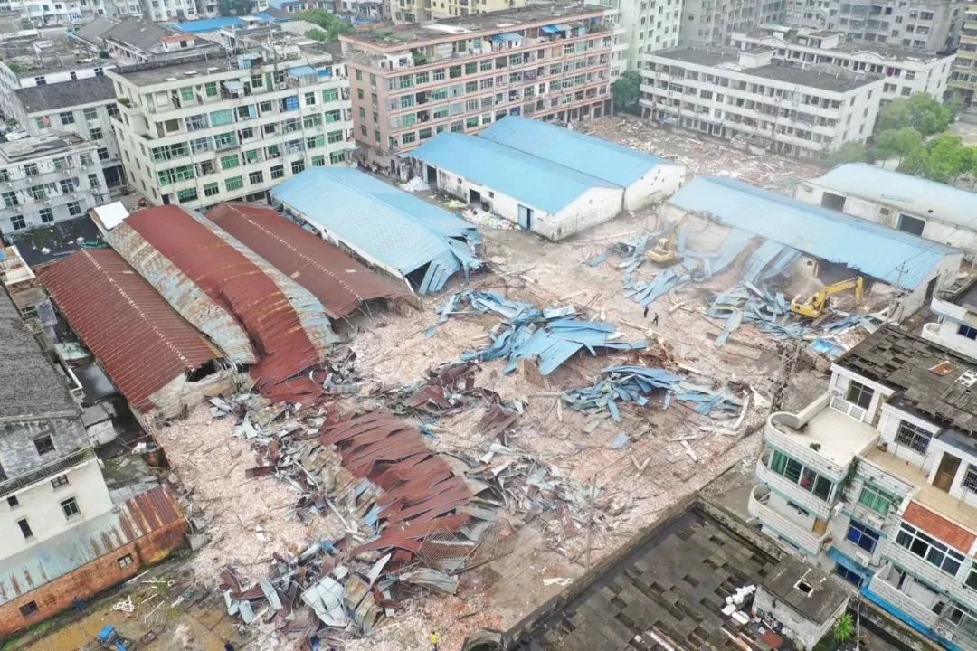 龙港钢铁市场拆了