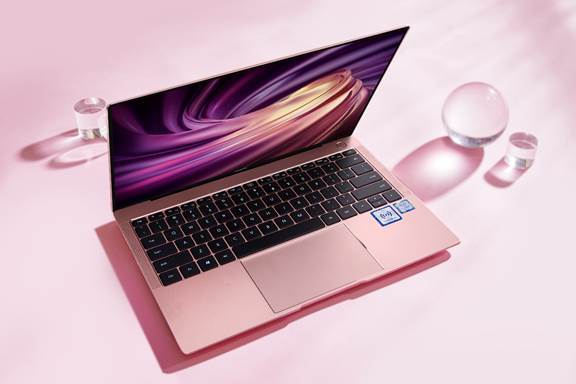 女性颜值标配 华为新款matebook x pro樱粉金加持职场