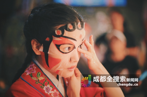 川剧变脸面膜诞生记 bbin娱乐网