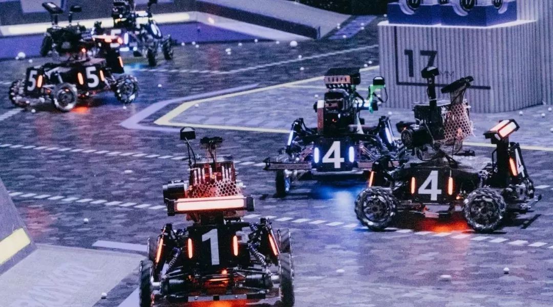 robomaster 2018比赛现场这一个面向全球的机器人竞赛,光是去年就引来