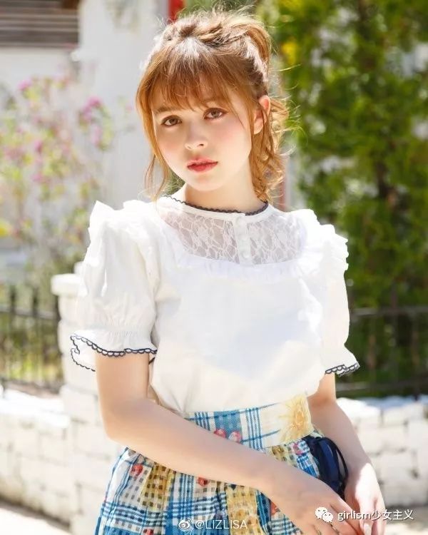 美少女模特初夏穿搭,小仙女的穿搭学起来!