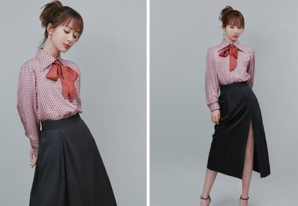 杨紫穿一件衬衫,只扣了下面一个扣子,里面再穿上T恤好时髦! 色婷婷五月
