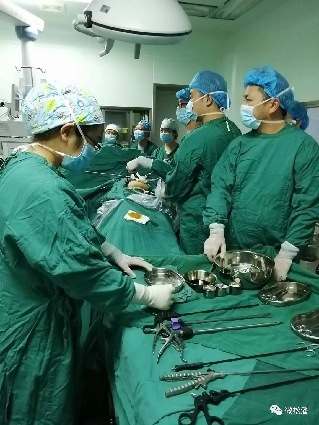 【点赞】松潘医院成功开展首例腹腔镜下胆囊手术