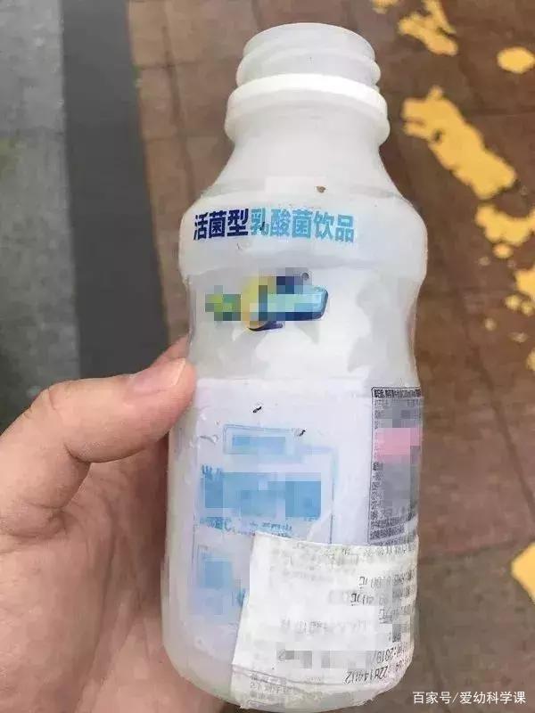                     “砰！”地一声，孩子惨叫，脸上被缝足足38针，只因开了一罐饮料