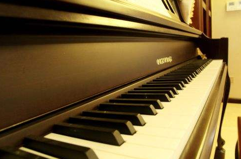 解读肖邦《升c小调夜曲》