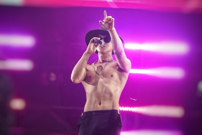 心空注意警报拉响!黄致列肉体福利诱惑来袭