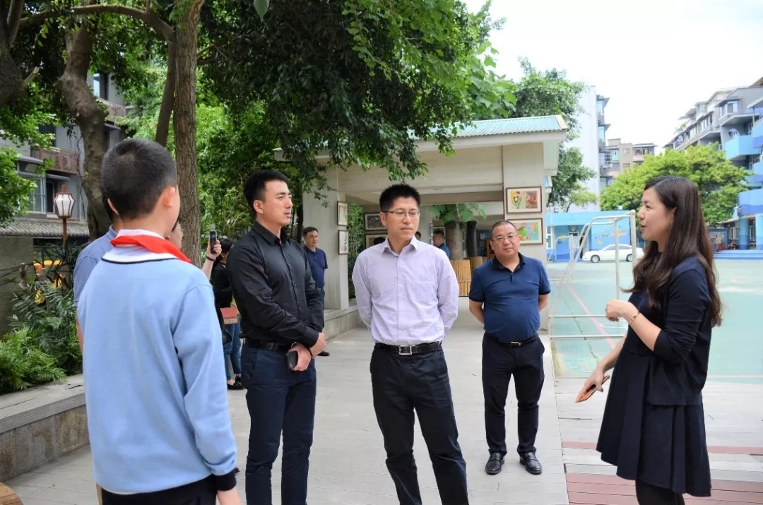 教育部2018年度网络学习空间普及成果和经验分享交流现场会在泡小举行！
                
           