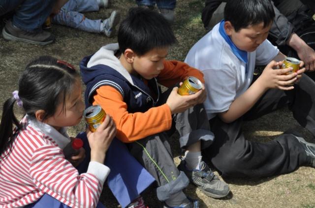                     给孩子常吃的3种食物，不仅不补钙，还可能导致“性早熟”！