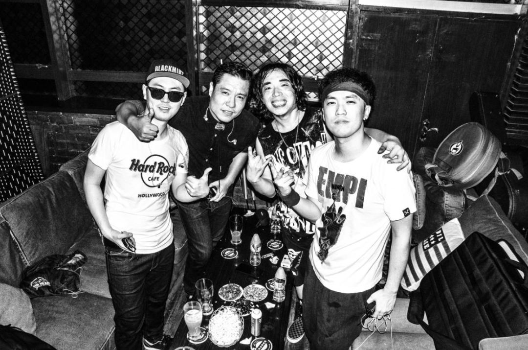 黑薄荷乐队:摇滚你的生活,在生命中奏响音乐