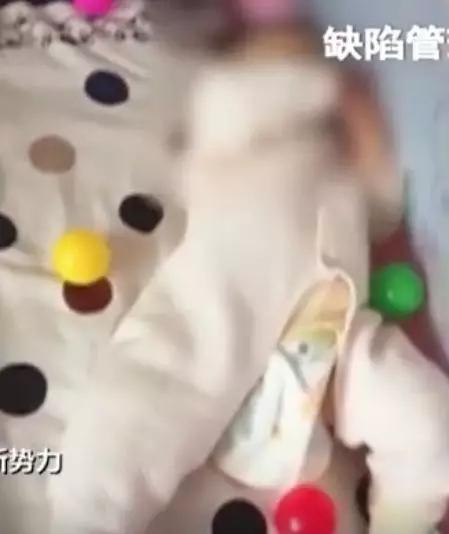                     近80万件儿童床护栏被召回，已致多起死亡案例！@所有家长 速查自家儿童床！