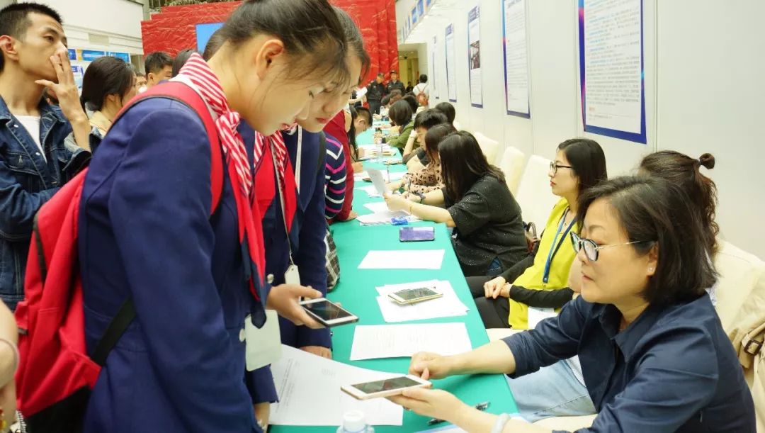 祝桥招聘_2019浦东新区 蓝天梦 专场招聘会,30家企业133个岗位等你来(3)