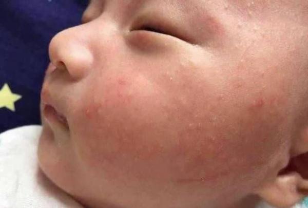                     满月婴儿患上“脑死亡”,只因妈妈的一个亲密行为，谁都没想到
