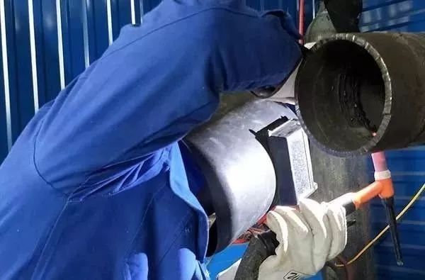 氩弧焊打底,仰焊怎么做才能避免内凹?