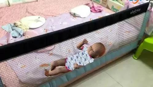                     近80万件儿童床护栏被召回，已致多起死亡案例！@所有家长 速查自家儿童床！