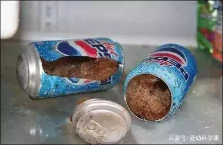                     “砰！”地一声，孩子惨叫，脸上被缝足足38针，只因开了一罐饮料