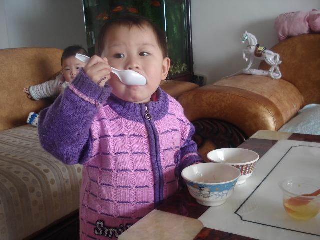                     孩子吃完饭后，这3种表现是脾胃在“求救”，宝妈别乱来了！