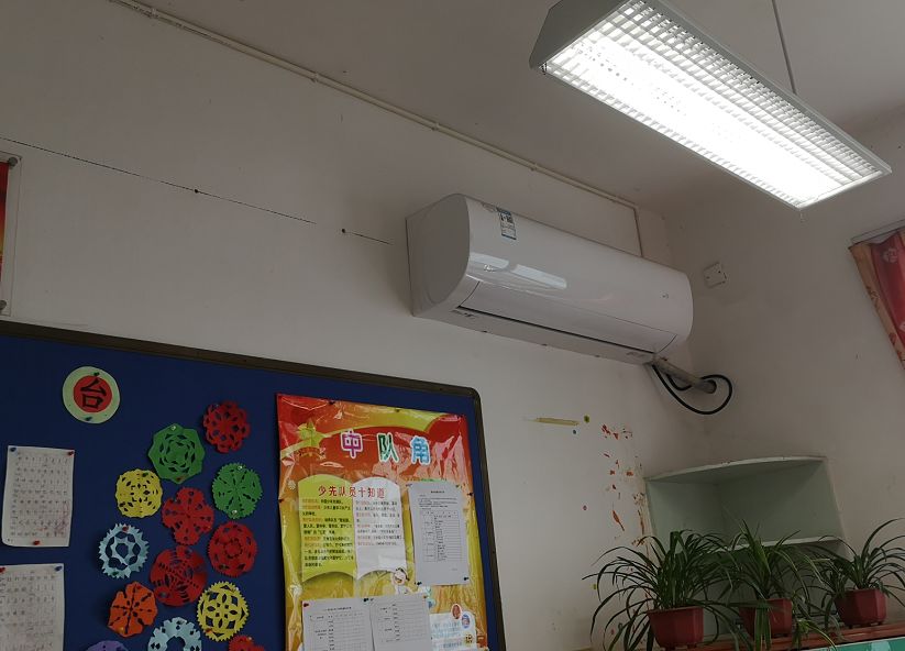 小学教室安装空调吗 d5b21ef6a0134bba93c635567159e47e.jpeg