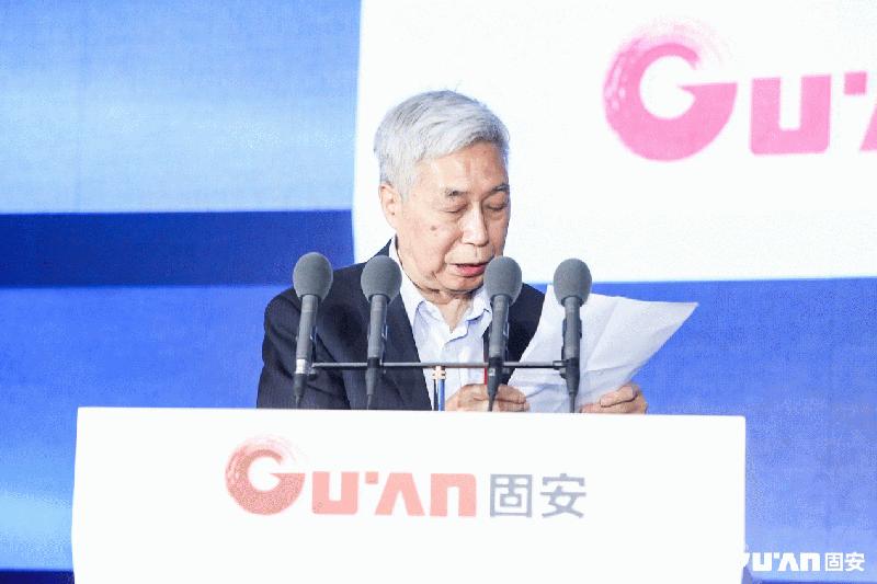 企业董事长简介_董事长办公室图片