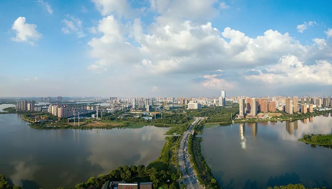 东西湖区或者楚天首县江夏区你肯定会想到风景秀美的黄陂区说到武汉的