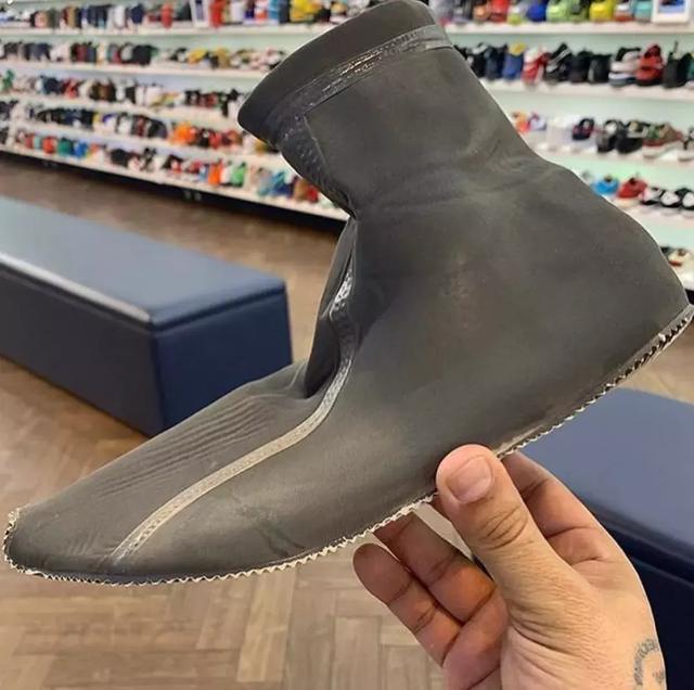 kanye west scuba shoes