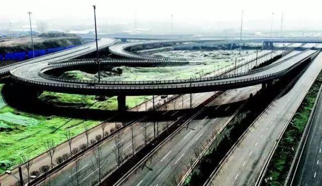 2019年全国经济排行_2019年全国新一线城市排行(图源第一财经)-2019新一线城市排名图...(3)