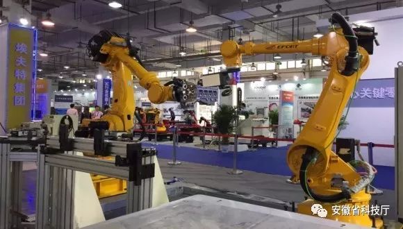 协作机器人 上市 54a8df7f318e4a7b818a68d044bc6c15.jpeg