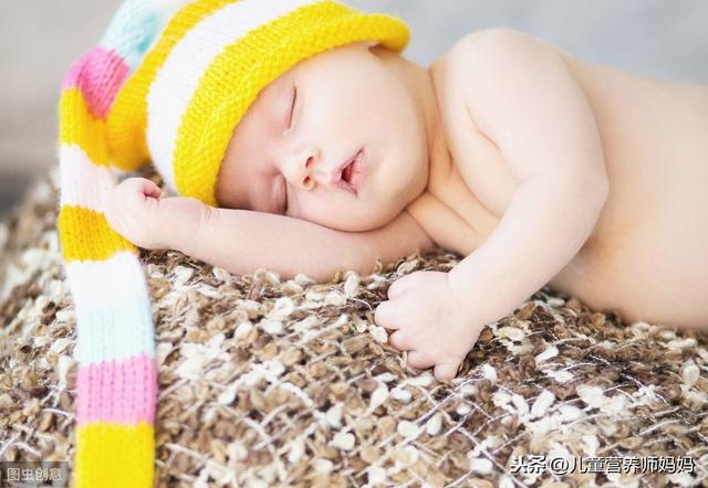                     婴儿的睡眠几个月才会有规律？