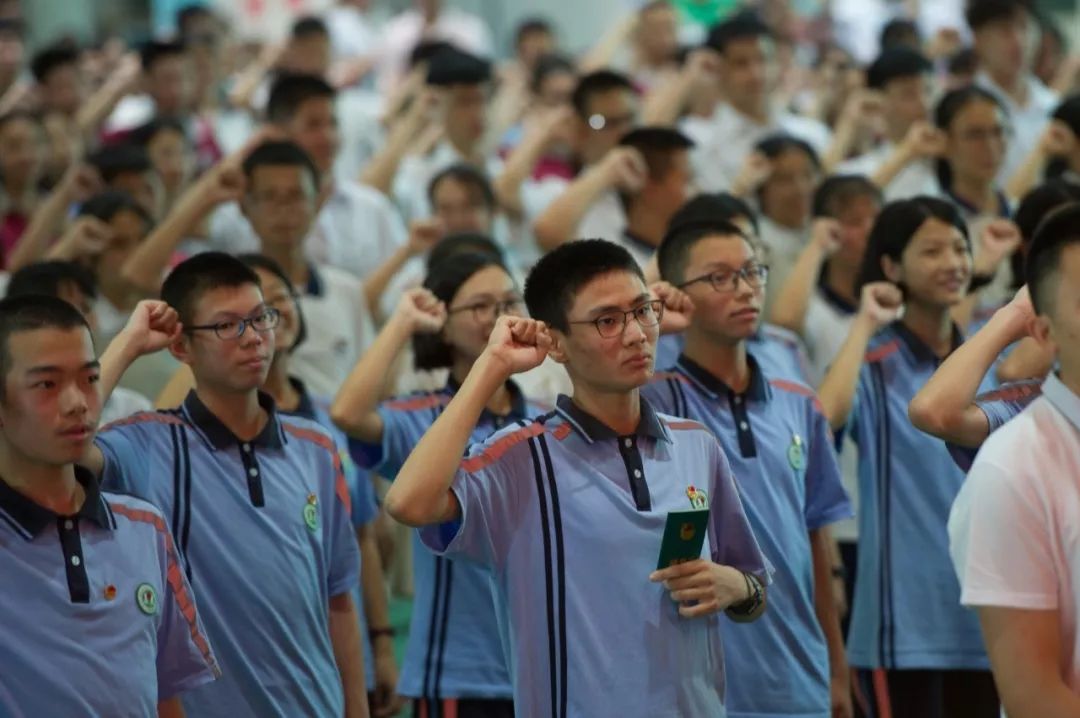 以青春的名义宣誓丨青春心向党 建功新时代我