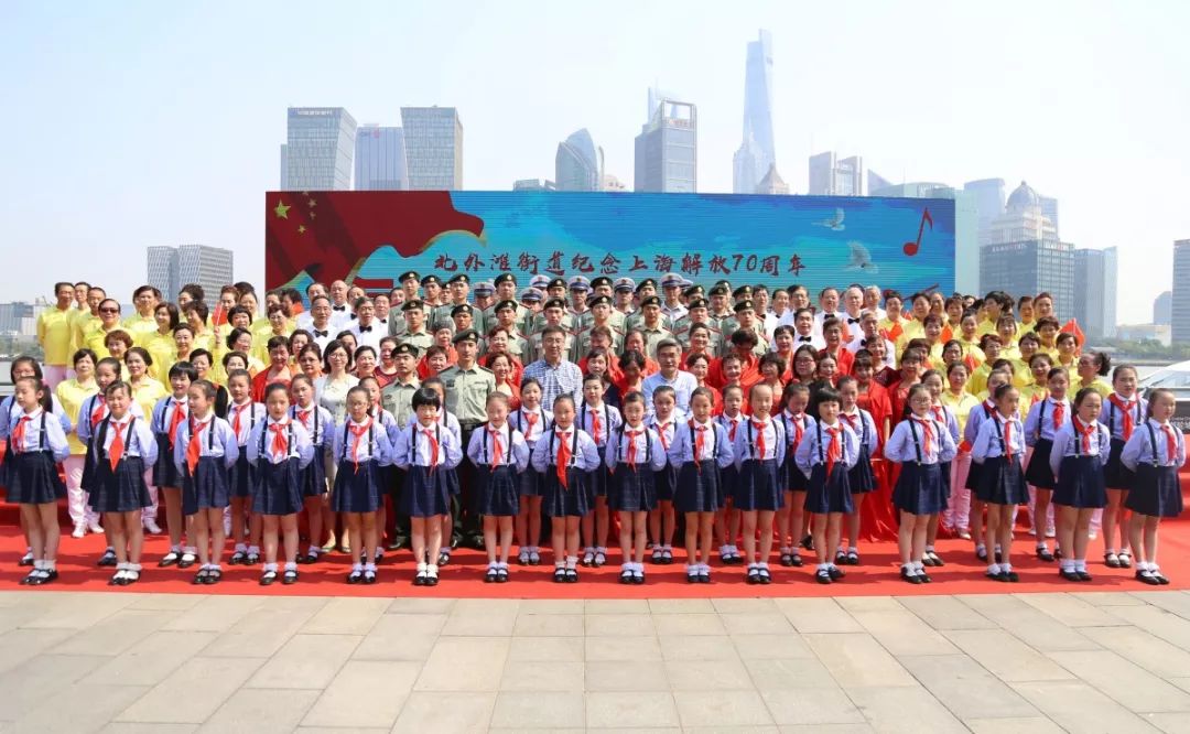 国歌义勇军进行曲完整版升国旗 74446a9422cd43eb840a4014f6bd7776.jpeg