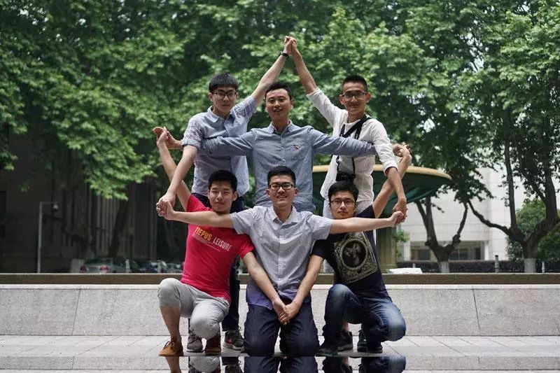 拿什么来纪念你在东大的青春除了专属毕业照你还可以选择它