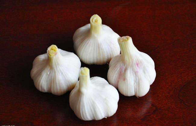 怎样腌制糖醋蒜 9242578f6cc943c3b87d1101c2d21d2c.jpeg